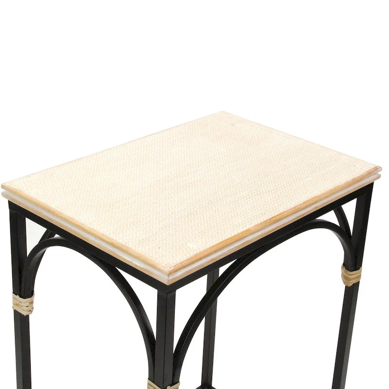 Ensemble de deux tables d'appoint rectangulaires en rotin, bois et métal